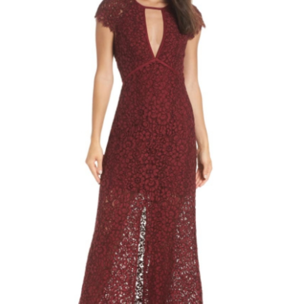 Harlyn Cap Sleeve Lace Gown